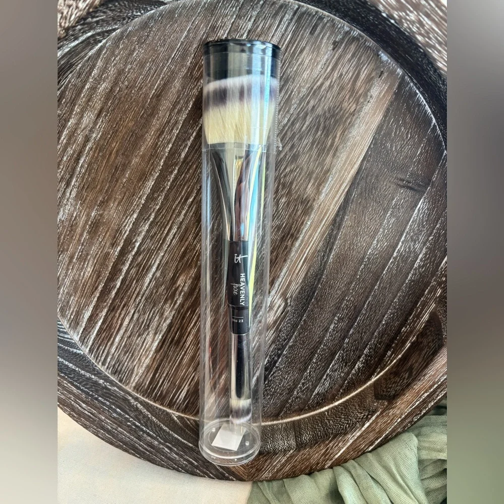 IT Cosmetics Heavenly Luxe Dual Ended Buff & Blend Brush #23 NEW